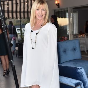 Meet your Posher, Simone